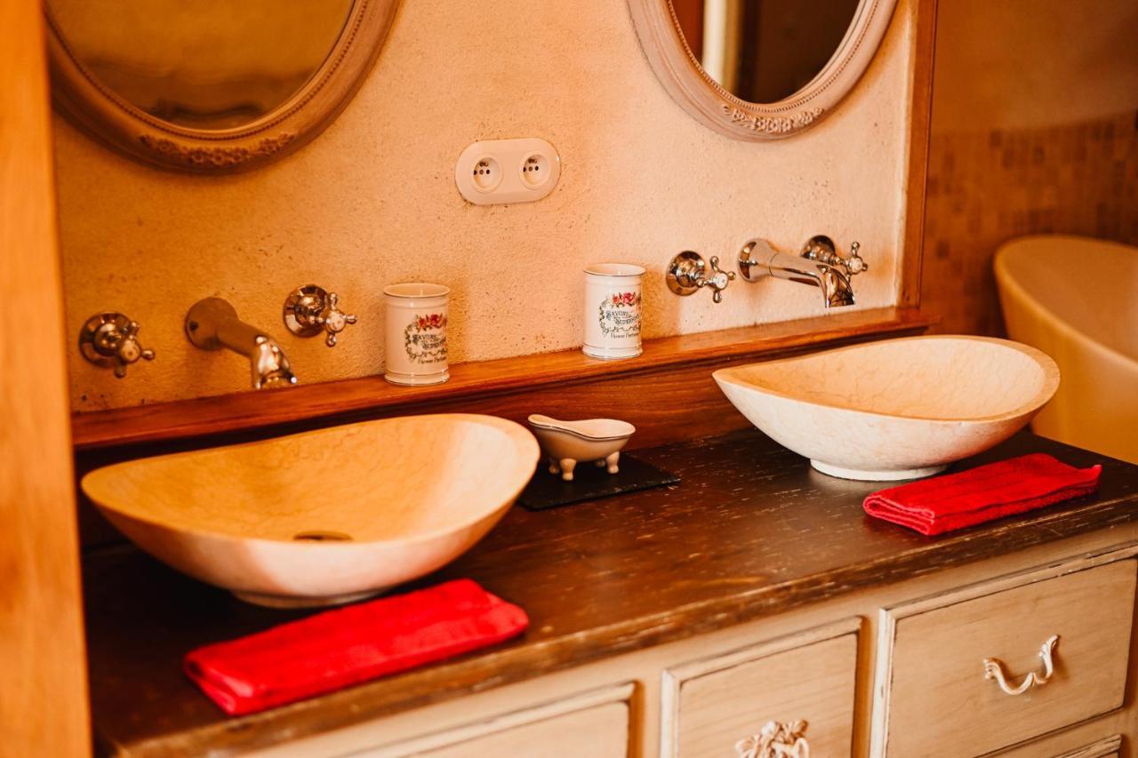 Demeure De La Carmine, Sejour Bien-Etre D'Exception, Piscine, Hammam, Champagne Bed & Breakfast Mirepoix  Luaran gambar